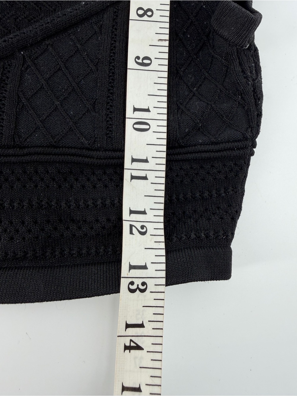 Babaton Aritzia Black Mixed Knit Cropped Sweater Vest Tank Top Size XS - Picture 3 of 4